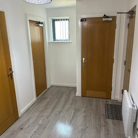 2 Bed Modern Apartment Swansea Exterior photo