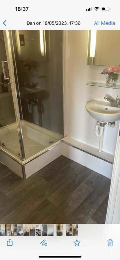 Apartment 2 Bed Modern
